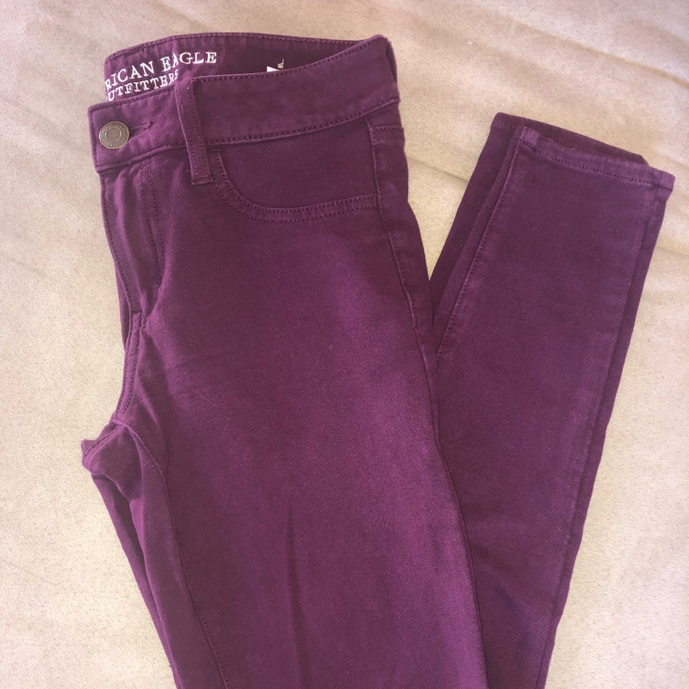 American Eagle Maroon Jegging